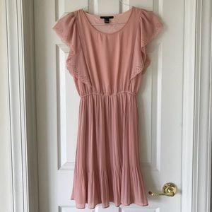 Forever 21 pink girly pleated dress!